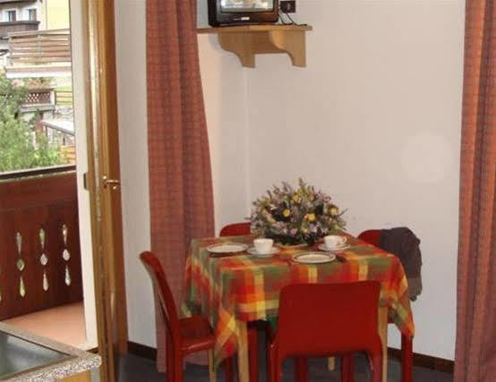 Casa Stefano E Lucia Aparthotel Бормио Екстериор снимка